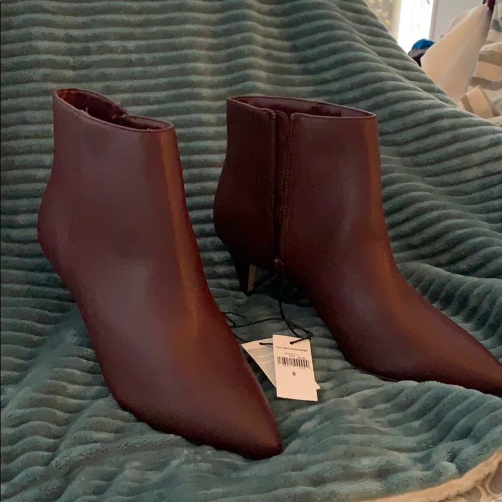 Burgundy kitten heel booties. Size 9M